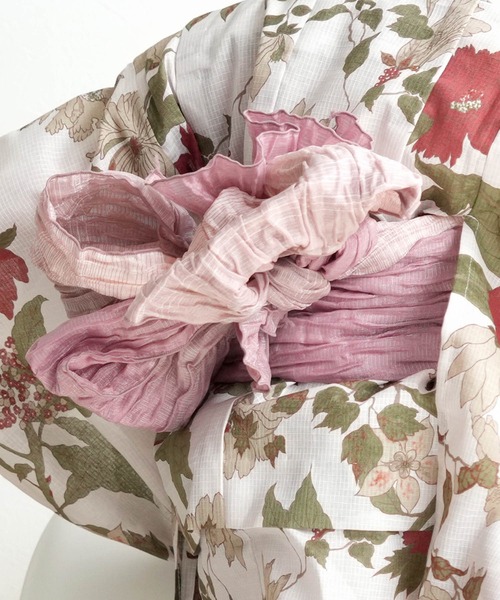 utatane(ウタタネ)の「キッズ浴衣3点セット ひよこ商店 クリームに揺れるえんじの花(浴衣・キッズ・ベージュ・100cm/110cm/120cm/130cm)」の4枚目の写真