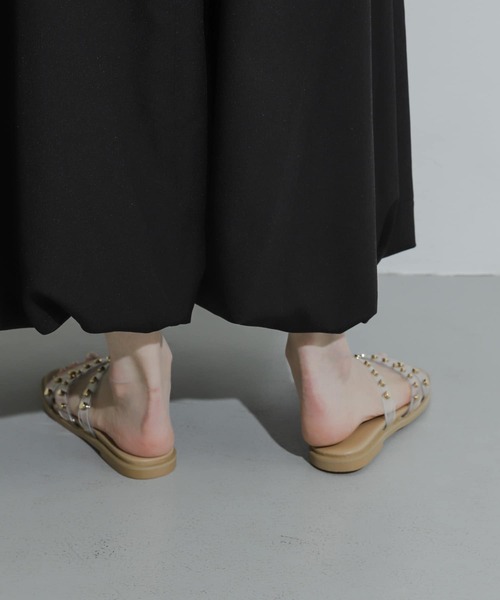 SENSE OF PLACE by URBAN RESEARCH（センスオブプレイスバイアーバンリサーチ）の「スタッズフラットサンダル（サンダル・レディース・ブラック/ベージュ/アイボリー・SMALL/MEDIUM/LARGE）」の20枚目の写真