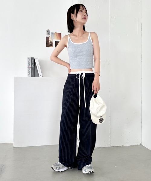 CLEA（クレア）の「レイヤードデザインピンストライプパンツ（その他パンツ・レディース・グレー/ネイビー・M）」の7枚目の写真