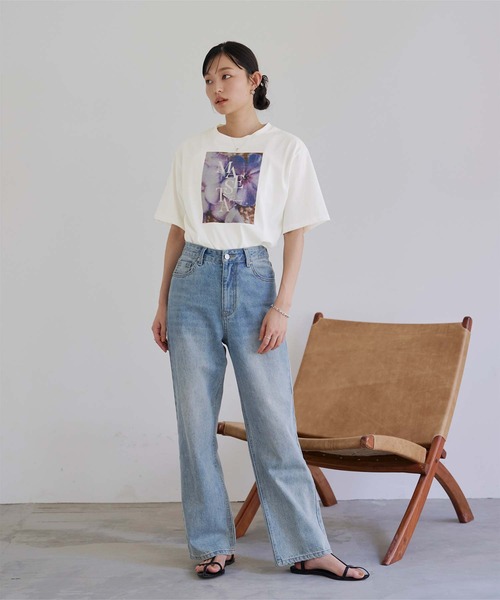 titivate(ティティベイト)の「フォトプリントTシャツ(Tシャツ/カットソー・レディース・オフホワイト/チャコール・FREE)」の3枚目の写真