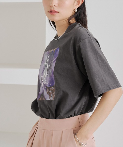 titivate(ティティベイト)の「フォトプリントTシャツ(Tシャツ/カットソー・レディース・オフホワイト/チャコール・FREE)」の10枚目の写真