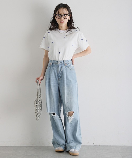 RAGEBLUE（レイジブルー）の「ミニフラワー刺繍Tシャツ（Tシャツ/カットソー・レディース・ホワイト/ブラック・FREE）」の16枚目の写真