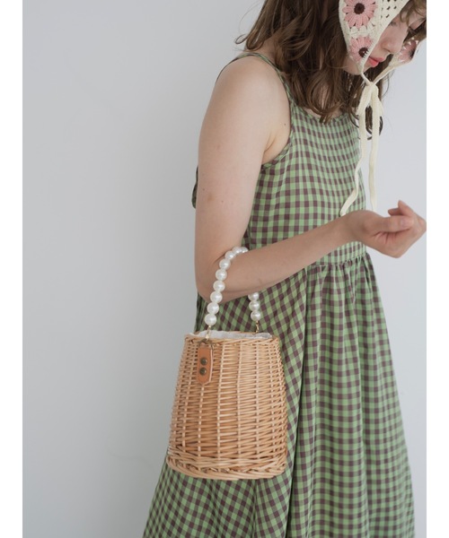 JUMELLE（ジュメロ）の「pearl basket bag（かごバッグ・レディース・ベージュ・FREE）」の10枚目の写真