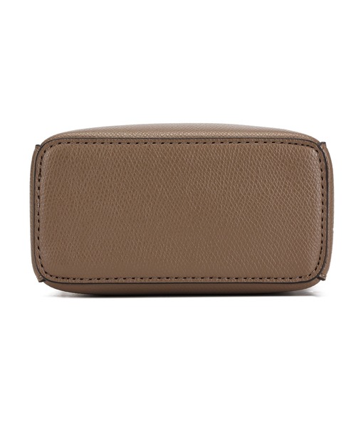 Ungrid（アングリッド）の「【Ungrid/アングリッド】カラーロゴ金具　キーハウス付きスマホ＆パスポート入れ　縦長ミニポシェット（ショルダーバッグ・レディース・ワイン/ブルーグレー/グレイッシュベージュ/アイボリー/ブラック/ネイビー/グレー・FREE）」の19枚目の写真