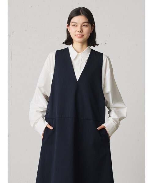 MidiUmi（ミディウミ）の「MidiUmi Vネックジャンパースカート（ワンピース・レディース・ベージュ/ネイビー/チャコールグレー・FREE）」の10枚目の写真