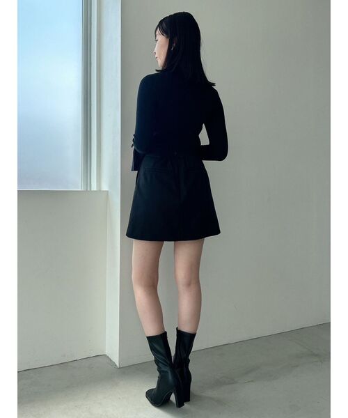 dazzlin(ダズリン)の「【セットアップ対応】タックフレアボンディングミニスカート(スカート・レディース・ブラウン/グレー/ブラック・SMALL/MEDIUM)」の21枚目の写真