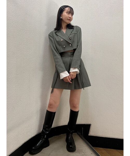 dazzlin(ダズリン)の「【セットアップ対応】タックフレアボンディングミニスカート(スカート・レディース・ブラウン/グレー/ブラック・SMALL/MEDIUM)」の12枚目の写真