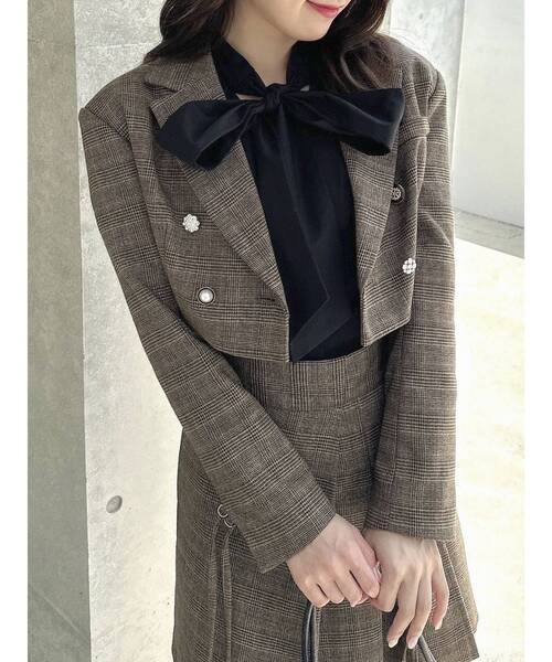 dazzlin(ダズリン)の「【セットアップ対応】タックフレアボンディングミニスカート(スカート・レディース・ブラウン/グレー/ブラック・SMALL/MEDIUM)」の5枚目の写真