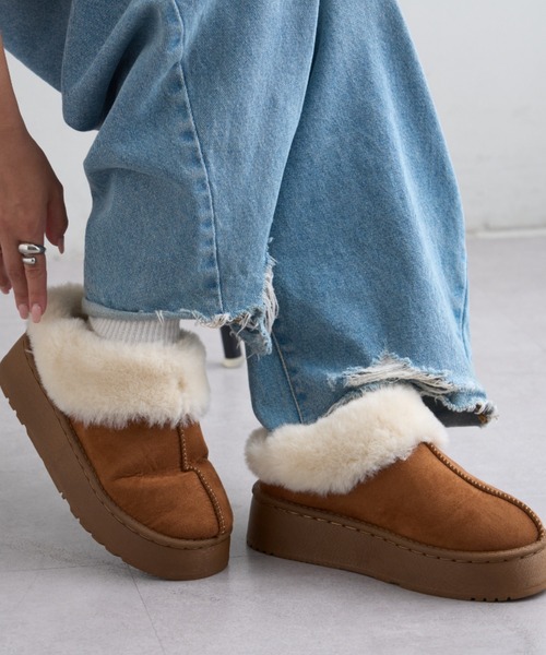 CIAOPANIC TYPY（チャオパニックティピー）の「ムートンサンダル（サンダル・レディース・ブラック/ライトブラウン・LARGE/MEDIUM/SMALL）」の6枚目の写真