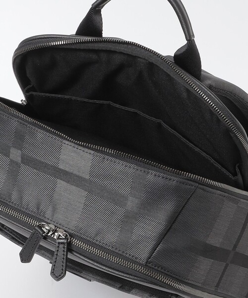 BLACK LABEL CRESTBRIDGE（ブラックレーベル・クレストブリッジ）の