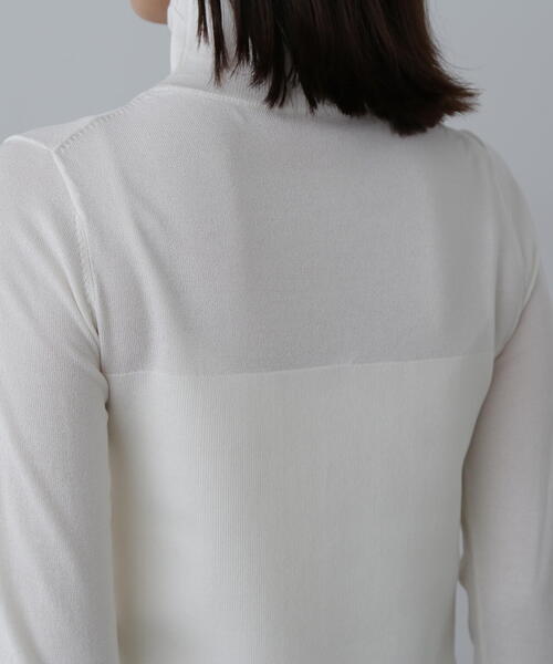 N.（N. Natural Beauty Basic）（エヌエヌナチュラルビューティーベーシック）の「◆ビスチェ切替タートルネックニット（ニット/セーター・レディース・ライトグリーン/オフホワイト/チャコールグレー/ブルー・MEDIUM）」の22枚目の写真