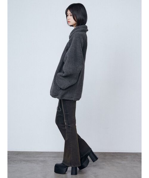 EMODA（エモダ）の「ユニフォームボアジッププルオーバー（Tシャツ/カットソー・レディース・グレー/ブラック/アイボリー・FREE）」の13枚目の写真