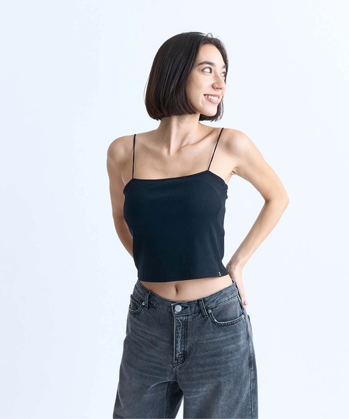 ROXY(ロキシー)の「SIMPLE MADE/ロキシーショート丈キャミソール(キャミソール・レディース・ブラック/ホワイト・LARGE/MEDIUM/SMALL)」の1枚目の写真