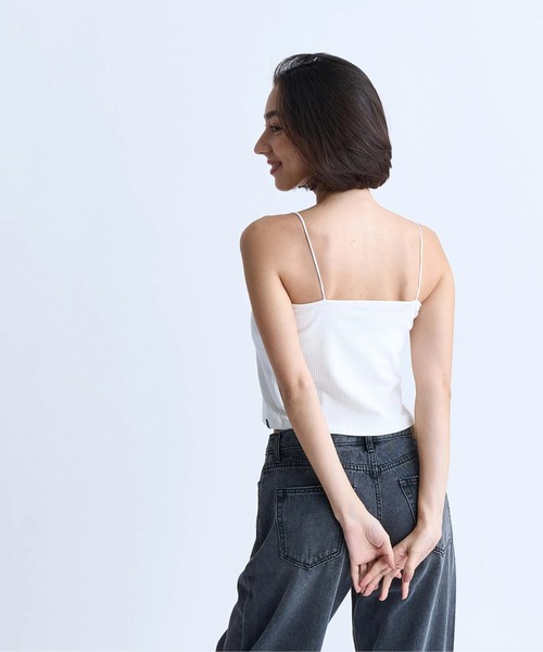 ROXY(ロキシー)の「SIMPLE MADE/ロキシーショート丈キャミソール(キャミソール・レディース・ブラック/ホワイト・LARGE/MEDIUM/SMALL)」の3枚目の写真