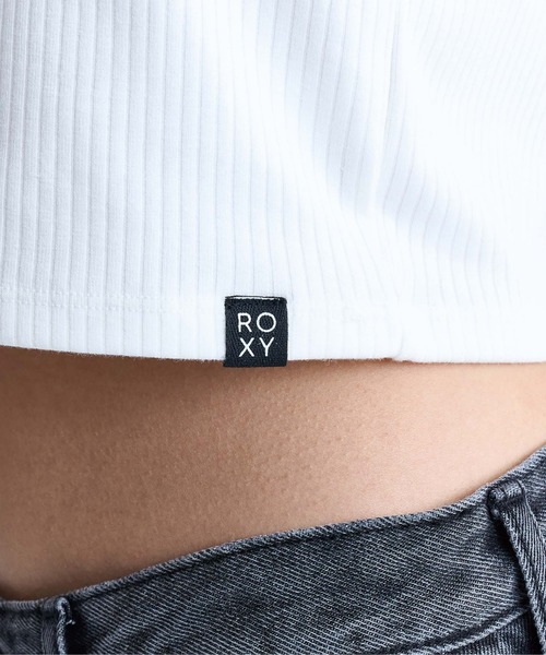 ROXY(ロキシー)の「SIMPLE MADE/ロキシーショート丈キャミソール(キャミソール・レディース・ブラック/ホワイト・LARGE/MEDIUM/SMALL)」の4枚目の写真