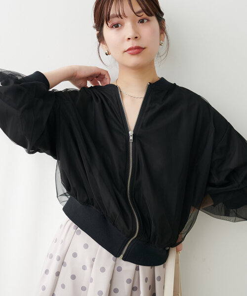 natural couture(ナチュラルクチュール)の「チュールレイヤードブルゾン(ブルゾン・レディース・モカ/ブラック/サックスブルー/アイボリー・FREE)」の10枚目の写真