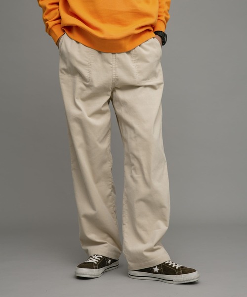 URBAN RESEARCH Sonny Label（アーバンリサーチサニーレーベル）の「コーデュロイベイカーイージーパンツ（その他パンツ・メンズ・アイボリー/チャコールグレー/ダークブラウン・MEDIUM/LARGE）」の22枚目の写真