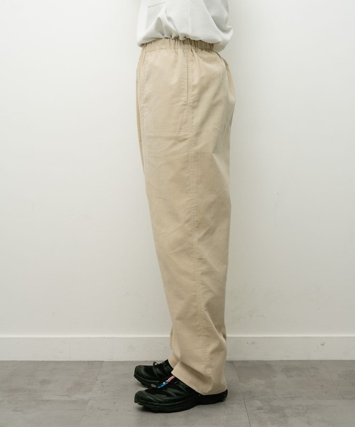 URBAN RESEARCH Sonny Label（アーバンリサーチサニーレーベル）の「コーデュロイベイカーイージーパンツ（その他パンツ・メンズ・アイボリー/チャコールグレー/ダークブラウン・MEDIUM/LARGE）」の5枚目の写真
