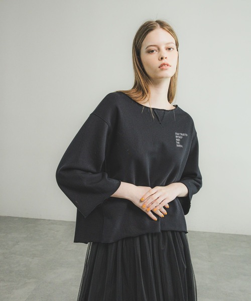 O0u(オーゼロユー)の「【relief O0u】ラメスウェットプルオーバー 152250(Tシャツ/カットソー・レディース・ブラック/グレー・FREE)」の4枚目の写真
