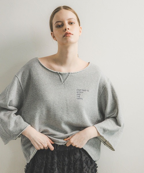 O0u(オーゼロユー)の「【relief O0u】ラメスウェットプルオーバー 152250(Tシャツ/カットソー・レディース・ブラック/グレー・FREE)」の18枚目の写真