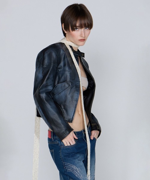 【SCULPTOR】エンボスフェイクレザーボンバーブラック SCULPTOR（スカルプター）の「Emboss Faux Leather Bomber