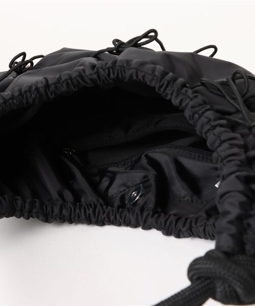 OUTDOOR PRODUCTS(アウトドアプロダクツ)の「【OUTDOOR PRODUCTS】リボンデザイン2WAYバッグ(ショルダーバッグ・メンズ・ベージュ/アイボリー/ブラック・FREE)」の9枚目の写真