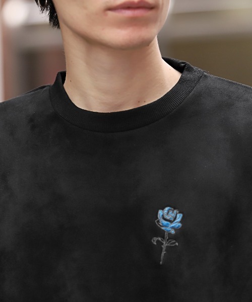 LUXSTYLE（ラグスタイル）の「薔薇刺繍ガールイラストバックプリントスエードトレーナー（スウェット・メンズ・ホワイト/ブラック・L/M）」の11枚目の写真