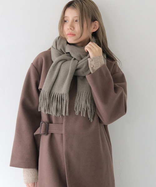 CLEIO（クレイオ）の「【CLEIO】ナチュラルフリンジマフラー（マフラー・レディース・オリーブ/ベージュ/グレー/モカ・FREE）」の3枚目の写真