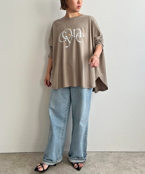 LHELBIE（レルビエ）の「ポンチョシルエットロゴロンT（Tシャツ/カットソー・レディース・オフホワイト/チャコールグレー/グレイッシュベージュ・M）」の5枚目の写真