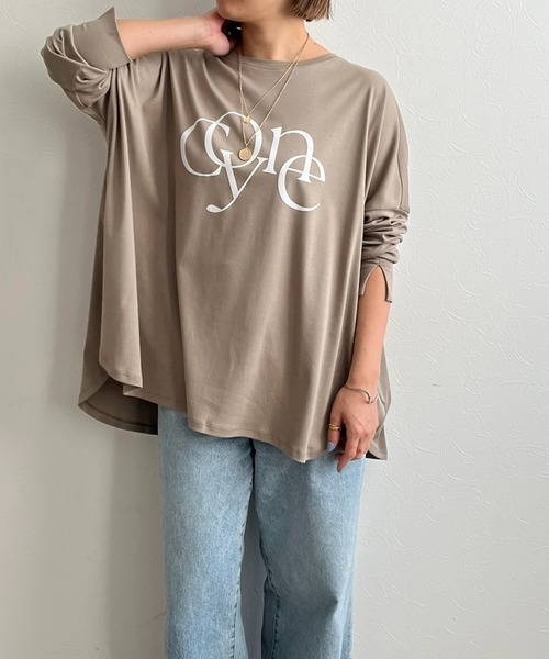 LHELBIE（レルビエ）の「ポンチョシルエットロゴロンT（Tシャツ/カットソー・レディース・オフホワイト/チャコールグレー/グレイッシュベージュ・M）」の11枚目の写真