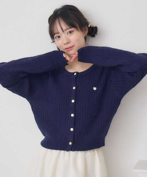 ems excite（エムズエキサイト）の「金釦ケーブルカーディガン（カーディガン/ボレロ・レディース・ブルー/ライトグレー/レッド/ピンク・FREE）」の6枚目の写真
