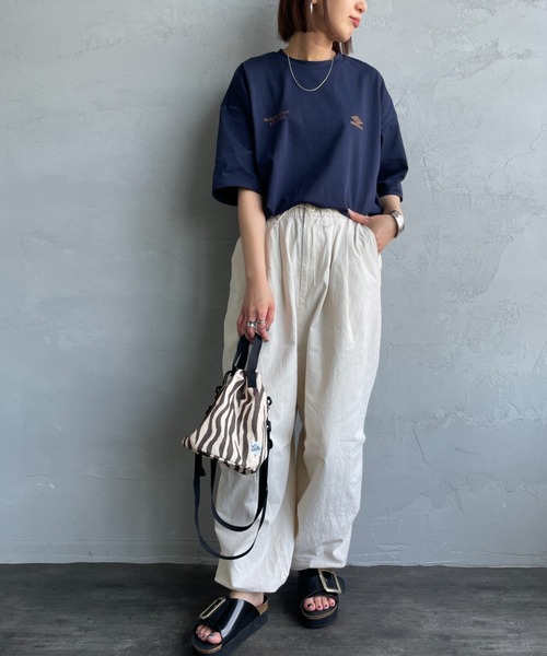 UMBRO（アンブロ）の「[UMBRO/アンブロ] 別注 ブランドロゴ バックプリントTシャツ（Tシャツ/カットソー・レディース・ネイビー/ブラック/ホワイト・XL/L/S/M）」の15枚目の写真