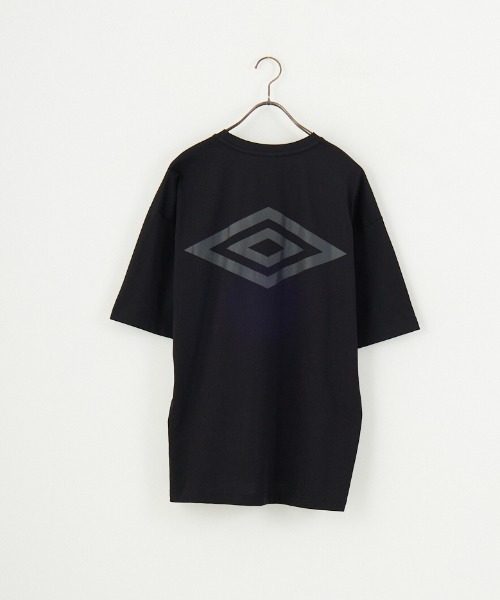 UMBRO（アンブロ）の「[UMBRO/アンブロ] 別注 ブランドロゴ バックプリントTシャツ（Tシャツ/カットソー・レディース・ネイビー/ブラック/ホワイト・XL/L/S/M）」の22枚目の写真
