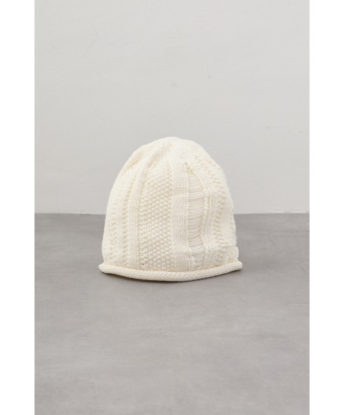 AZUL by moussy（アズールバイマウジー）の「クラッシュニットビーニー（ニットキャップ/ビーニー・レディース・グレー/アイボリー・FREE）」の4枚目の写真