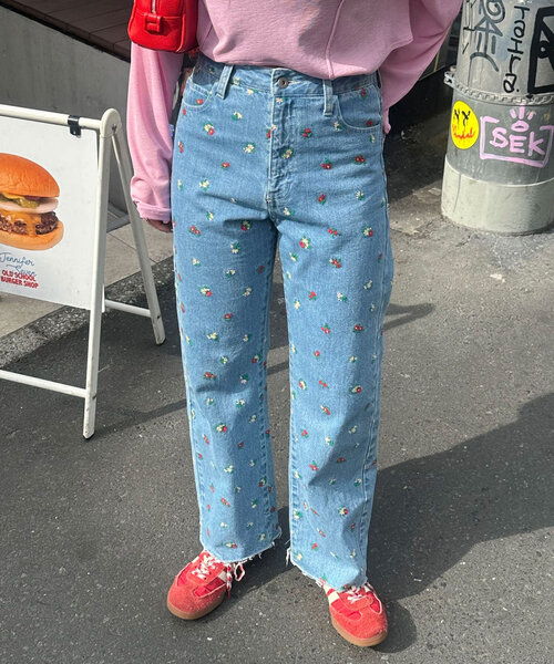 HELLO.SANFRANCISCO（ハローサンフランシスコ）の「【HELLO.SANFRANCISCO/ハローサンフランシスコ】フラワー刺繍デニム（デニムパンツ・レディース・サックスブルー・MEDIUM/SMALL/X-SMALL）」の19枚目の写真