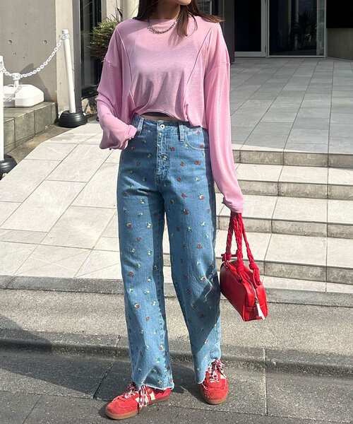 HELLO.SANFRANCISCO/ハローサンフランシスコ】フラワー刺繍デニム