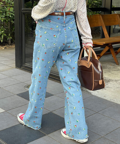 HELLO.SANFRANCISCO（ハローサンフランシスコ）の「【HELLO.SANFRANCISCO/ハローサンフランシスコ】フラワー刺繍デニム（デニムパンツ・レディース・サックスブルー・MEDIUM/SMALL/X-SMALL）」の8枚目の写真