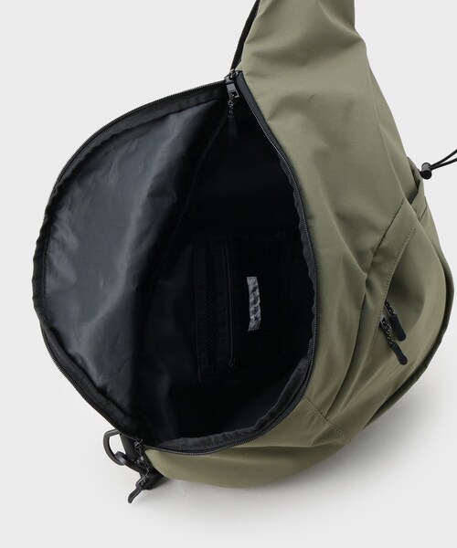 THE SHOP TK (ザ ショップ ティーケー )の「ワンショルダーボディーバック(ショルダーバッグ・メンズ・ブラック/オリーブ/グレー・00)」の8枚目の写真