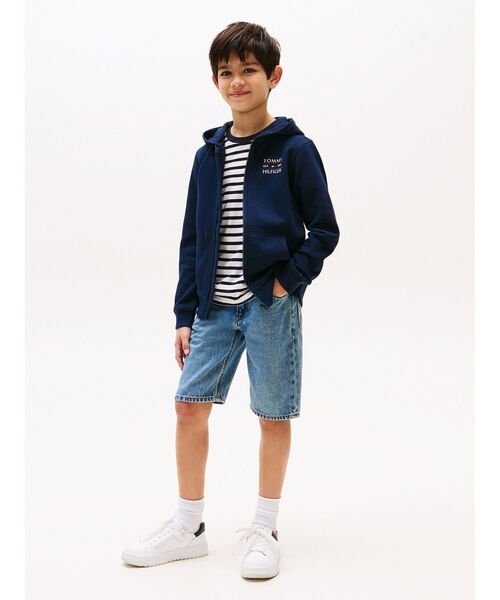 TOMMY HILFIGER(トミーヒルフィガー)の「BOYS フラッグヒルフィガージップパーカー(スウェット・キッズ・ブルー/ホワイト・160cm/150cm/140cm/130cm)」の4枚目の写真