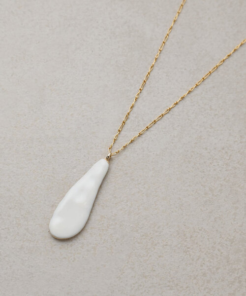 LIVETART(リヴェタート)の「グロスチェーンネックレス(ネックレス・レディース・ホワイト・FREE)」の2枚目の写真