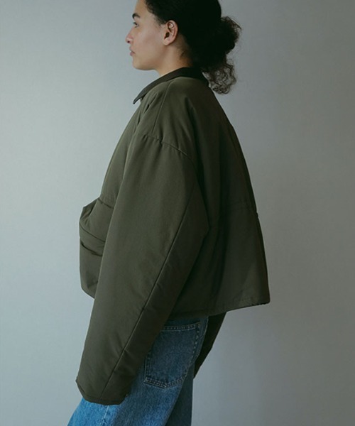ETRE TOKYO(エトレトウキョウ)の「パディングショートブルゾン(ブルゾン・レディース・オフホワイト/カーキ・S/M)」の21枚目の写真