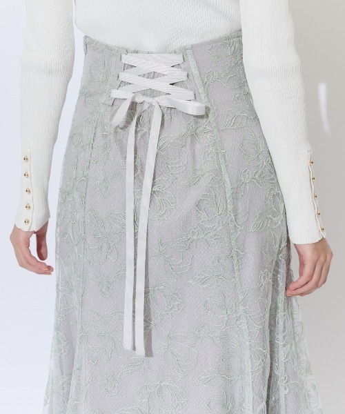 AND COUTURE（アンドクチュール）の「チュールヘムフローラルスカート（スカート・レディース・ライトグレー/ベージュ/ミント・SMALL/MEDIUM）」の22枚目の写真