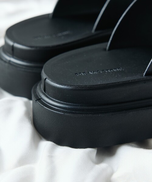 FREAK'S STORE(フリークスストア)の「限定展開 ダブルモンクストラップ スライドサンダル / プラットフォームソール(サンダル・メンズ・チャコールグレー/レオパード/ブラック/グレー系その他/グレイッシュベージュ・23cm/24cm/25cm/26cm/27cm/28cm)」の11枚目の写真