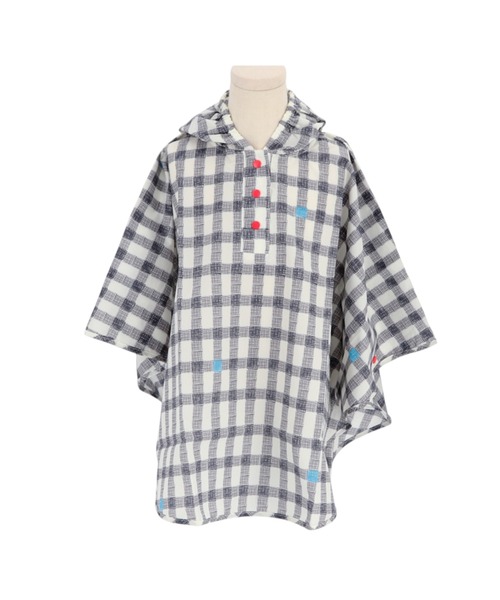 392 plusm（サンキューニプリュスエム）の「392plusm ポンチョ Sサイズ Mサイズ（レインコート/ポンチョ・キッズ・ネイビー/ブラウン/グレー/レッド/ブラック/オフホワイト/ブルー/ピンク/イエロー系その他/レッド系その他/イエロー系その他2/イエロー系その他3/グリーン/ミント・S/M/XS）」の3枚目の写真