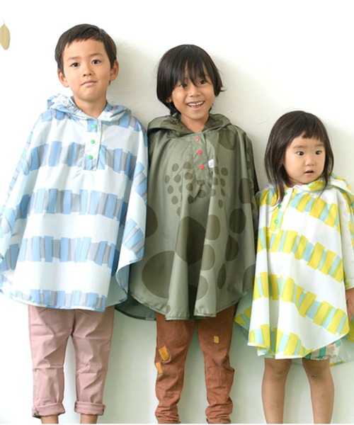 392 plusm（サンキューニプリュスエム）の「392plusm ポンチョ Sサイズ Mサイズ（レインコート/ポンチョ・キッズ・ネイビー/ブラウン/グレー/レッド/ブラック/オフホワイト/ブルー/ピンク/イエロー系その他/レッド系その他/イエロー系その他2/イエロー系その他3/グリーン/ミント・S/M/XS）」の15枚目の写真