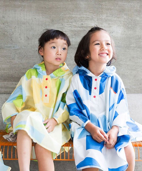 392 plusm（サンキューニプリュスエム）の「392plusm ポンチョ Sサイズ Mサイズ（レインコート/ポンチョ・キッズ・ネイビー/ブラウン/グレー/レッド/ブラック/オフホワイト/ブルー/ピンク/イエロー系その他/レッド系その他/イエロー系その他2/イエロー系その他3/グリーン/ミント・S/M/XS）」の19枚目の写真