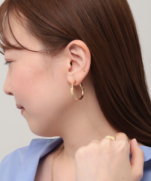 grace grace （グラスグラス）の「【grace grace/グラスグラス】ニュアンスG型イヤリング（イヤリング・レディース・ゴールド/シルバー・FREE）」の3枚目の写真