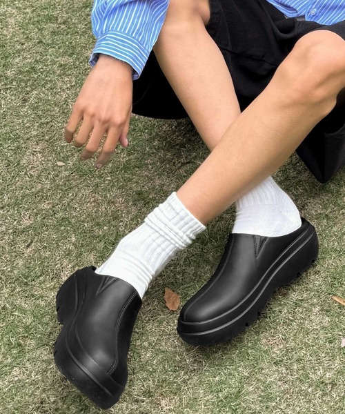 Java（ジャバ）の「【+7cmの軽量厚底】トレンド感と履きやすさ。軽量ステッチデザイン厚底サンダル《JaVaジャバコラボ》（ローファー・レディース・アイボリー/ブラック・SMALL/MEDIUM/LARGE/X-LARGE）」の9枚目の写真