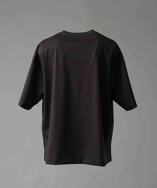 MAISON SPECIAL(メゾンスペシャル)の「《UNISEX》Smashing Light Punch Prime-Over Crew Neck T-Shirt/スマッシングライトポンチプライムオーバークルーネックティーシャツ【MAISON SPECIAL/メゾンスペシャル】(Tシャツ/カットソー・メンズ・ブラック/チャコールグレー/ホワイト/レッド・1/0/2)」の17枚目の写真