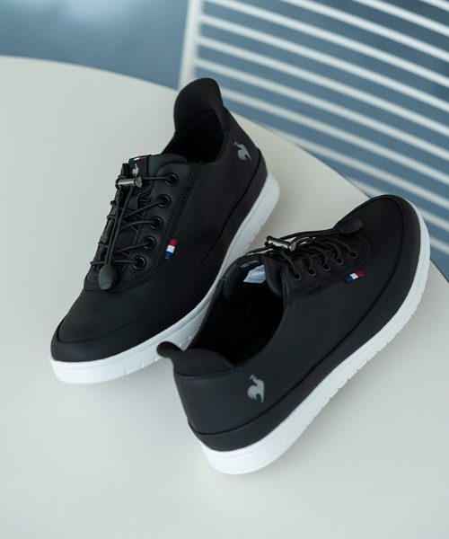 le coq sportif(ルコックスポルティフ)の「LCS アルマ レイン SI(防水設計/さっと履ける/軽量)(スニーカー・レディース・ブラック×ホワイト/グレー×ホワイト/ホワイト×ブラック・23.0cm/24.0cm/25.0cm)」の1枚目の写真